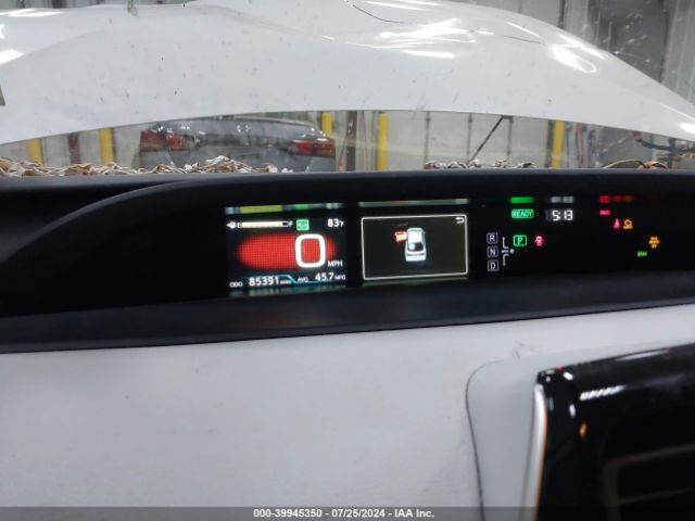 JTDL9RFU8L3021814 Toyota Prius Le Awd-e