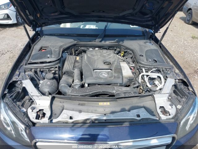 WDDZF4KB0HA221380 Mercedes-Benz E 300 4matic
