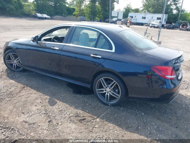 WDDZF4KB0HA221380 Mercedes-Benz E 300 4matic