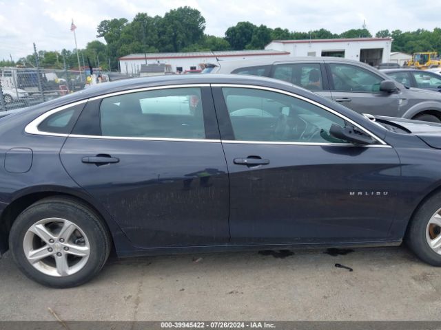 1G1ZB5ST2NF215074 Chevrolet Malibu Fwd Ls