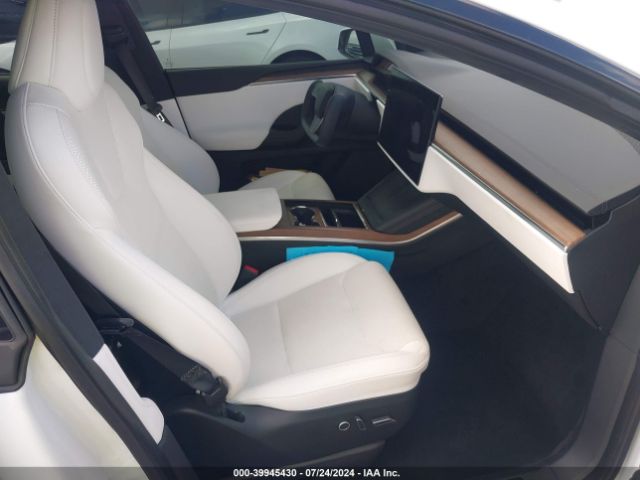 2022 TESLA MODEL X 7SAXCBE54NF355903 Photo 4
