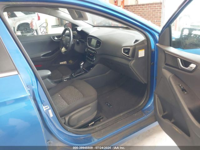 KMHC75LCXHU018999 Hyundai Ioniq Hybrid Sel
