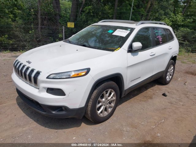 1C4PJMCS2FW726058 Jeep Cherokee Latitude