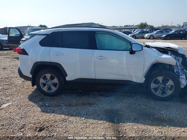 Toyota Rav4 Xle 2024 2T3W1RFV1RW330947 Image 13