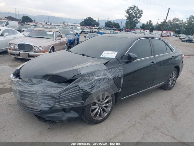 Toyota CAMRY XLE 2016 4T4BF1FK5GR567122 Image 2