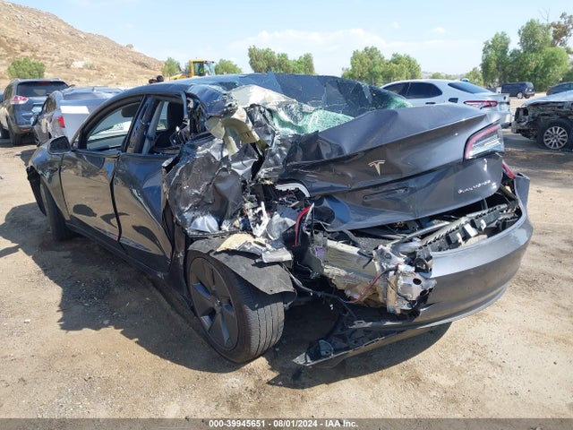2022 TESLA MODEL 3 5YJ3E1EB9NF192753 Photo 2