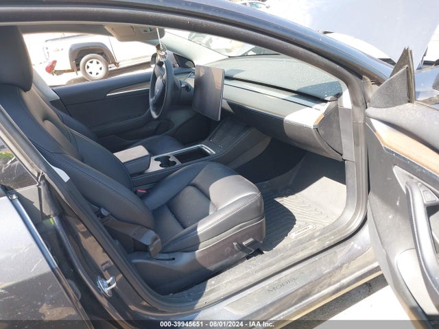2022 TESLA MODEL 3 5YJ3E1EB9NF192753 Photo 4