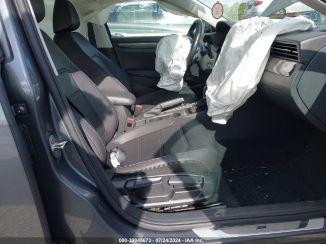 1VWMA7A37LC027177 Volkswagen Passat 2.0t R-line