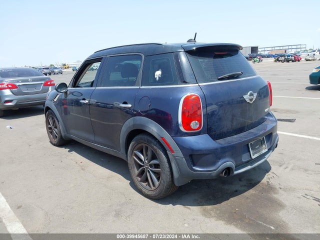 2013 MINI COUNTRYMAN WMWZC3C55DWP22717 Photo 2