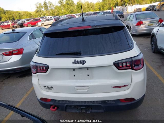 3C4NJDDB0JT130547 Jeep Compass Trailhawk 4x4
