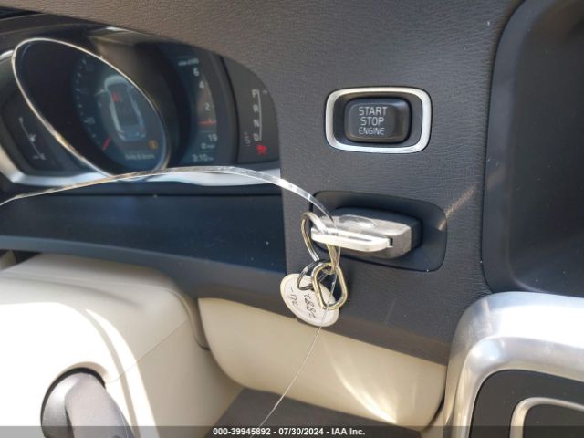 YV1612TK4F2338735 Volvo S60 T5 Premier