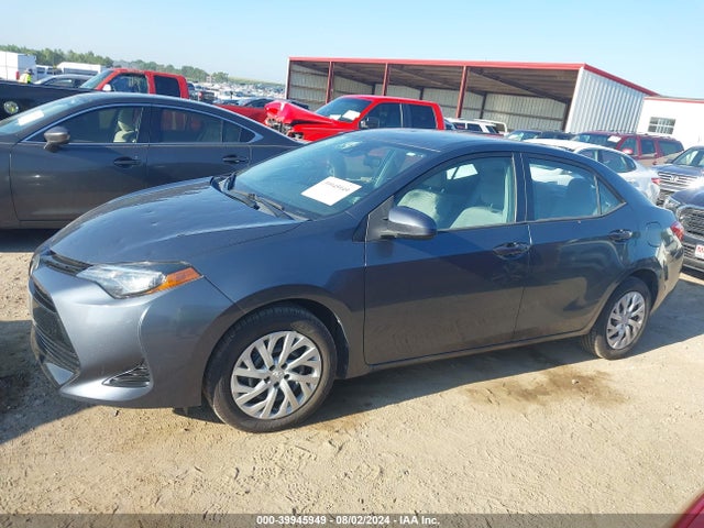 Toyota COROLLA LE 2018 5YFBURHE7JP798103 Image 13