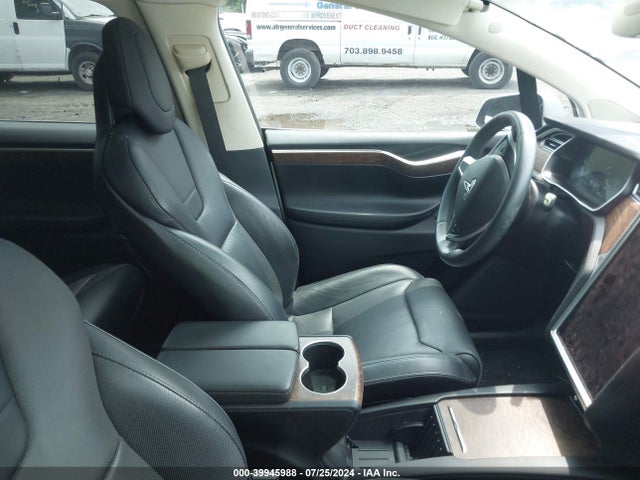 2016 TESLA MODEL X 5YJXCAE25GF022898 Photo 4