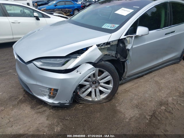 2016 TESLA MODEL X 5YJXCAE25GF022898 Photo 5