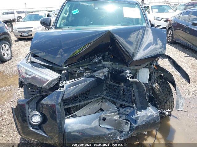Toyota 4RUNNER SR5 2021 JTEEU5JR5M5238323 Image 12
