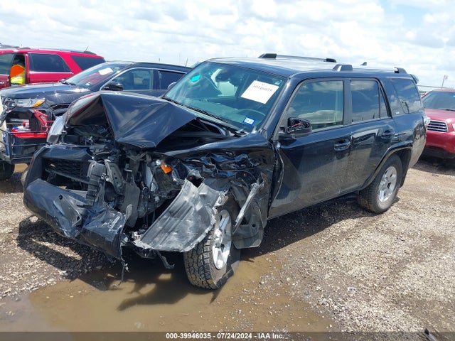 Toyota 4RUNNER SR5 2021 JTEEU5JR5M5238323 Image 2