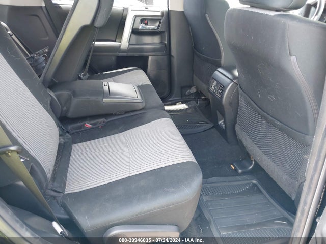 Toyota 4RUNNER SR5 2021 JTEEU5JR5M5238323 Image 8