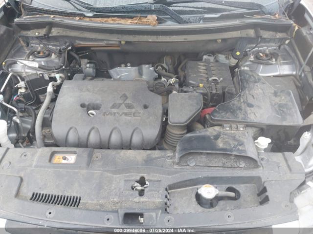 JA4AZ3A33HZ034780 Mitsubishi Outlander Sel