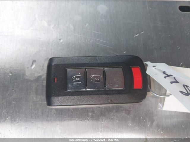 JA4AZ3A33HZ034780 Mitsubishi Outlander Sel