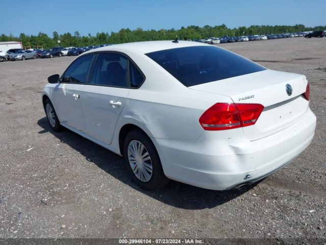 1VWAT7A36EC103388 Volkswagen Passat 1.8t S