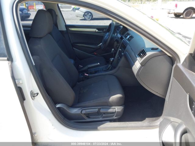 1VWAT7A36EC103388 Volkswagen Passat 1.8t S