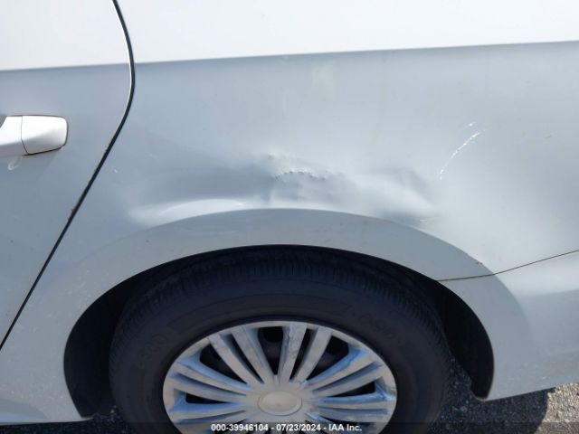 1VWAT7A36EC103388 Volkswagen Passat 1.8t S