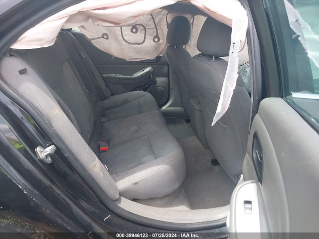 Chevrolet MALIBU LS 2015 1G11B5SL4FF242064 Image 8