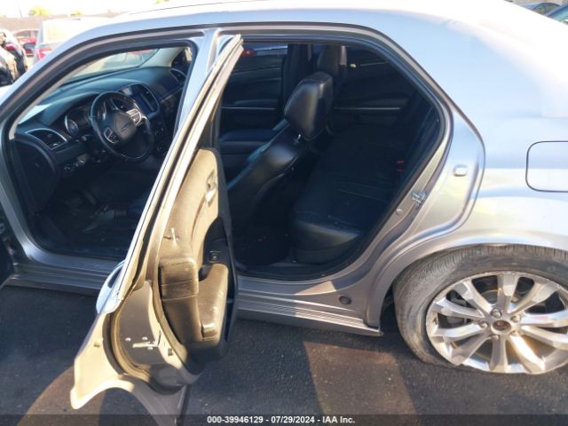 2C3CCAKG2JH268487 Chrysler 300 Limited Awd
