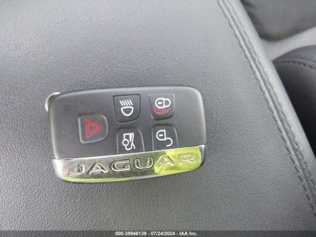 SAJWA6AT4G8K34318 Jaguar F-Type