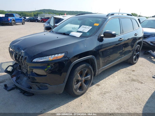 1C4PJLAB3HW652763 Jeep Cherokee Altitude Fwd