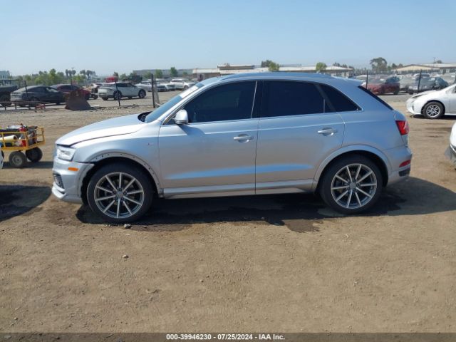 WA1JCCFS0JR023985 Audi Q3 2.0t Premium/2.0t Sport Premium