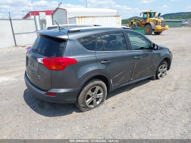 Toyota Rav4 Xle 2015 JTMRFREVXFD112305 Image 4