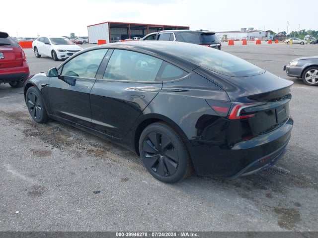 2024 TESLA MODEL 3 5YJ3E1EBXRF717079 Photo 2