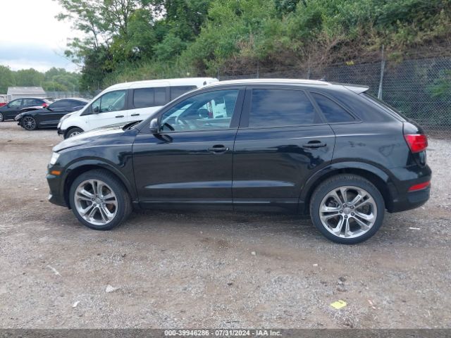 WA1BCCFS8JR027335 Audi Q3 2.0t Premium/2.0t Sport Premium