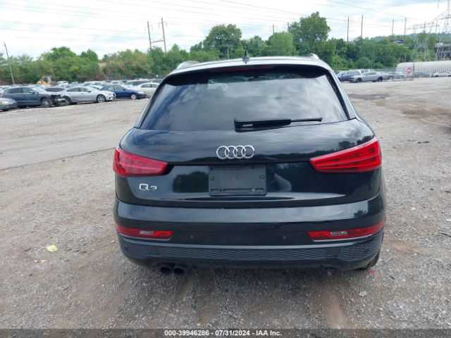 WA1BCCFS8JR027335 Audi Q3 2.0t Premium/2.0t Sport Premium