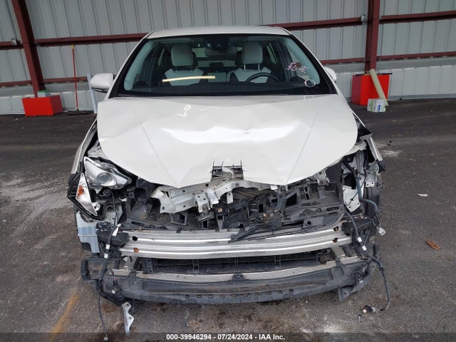 Toyota Prius Four 2017 JTDKARFU2H3053040 Image 13