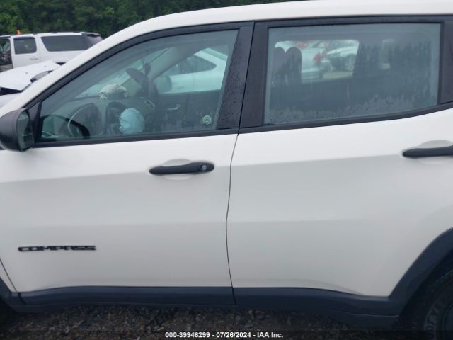 3C4NJCAB7JT344370 Jeep Compass Sport Fwd