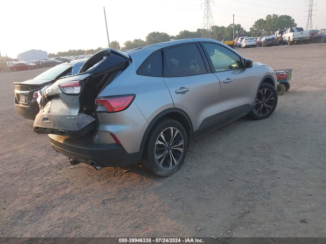 Ford ESCAPE SE 2022 1FMCU9G65NUA08395 Image 4