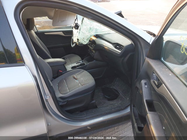 Ford ESCAPE SE 2022 1FMCU9G65NUA08395 Image 5