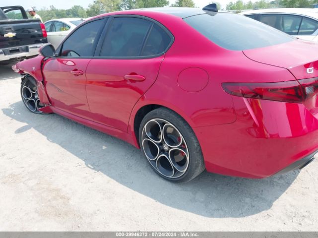 ZARFANBN5N7654137 Alfa Romeo Giulia Ti Awd