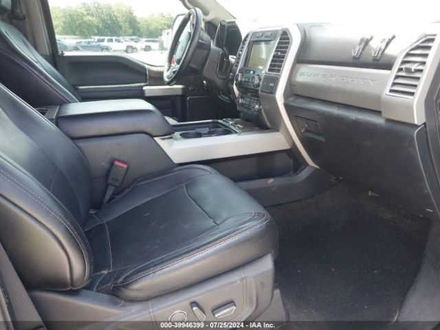 1FT7W2BT8HEE31894 Ford F-250 Lariat