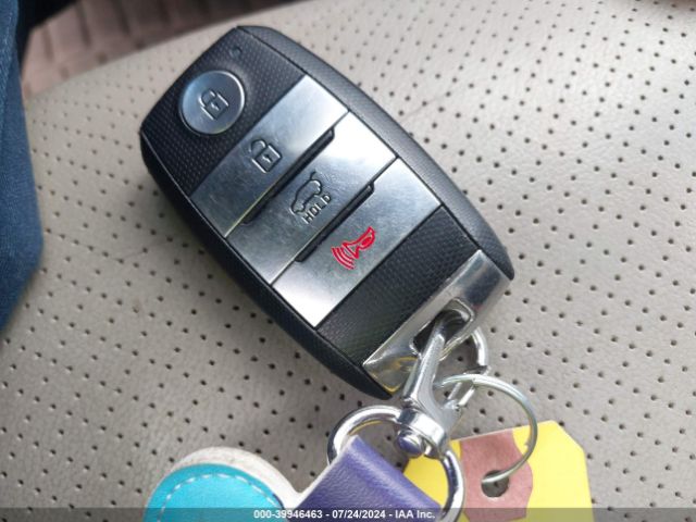 5XYPHDA55HG336810 KIA Sorento 3.3l Ex