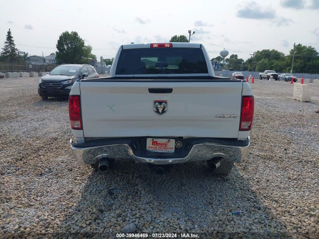 1C6RR7KT9KS525439 RAM 1500 Classic Tradesman  4x4 5'7 Box