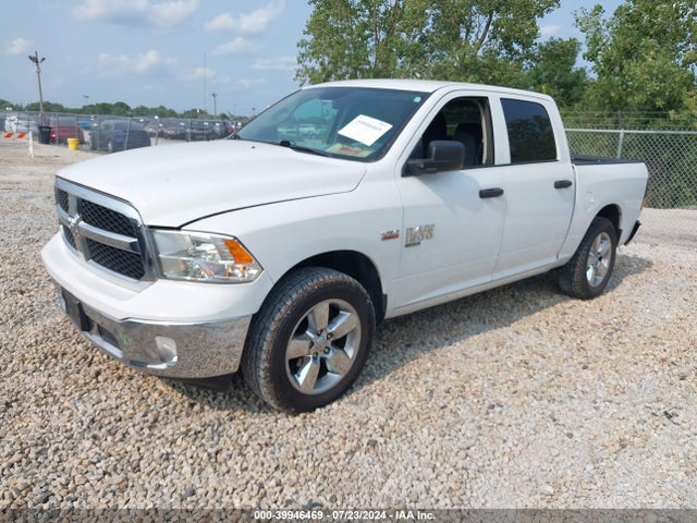 1C6RR7KT9KS525439 RAM 1500 Classic Tradesman  4x4 5'7 Box