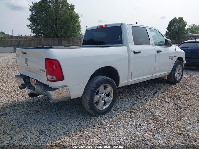 1C6RR7KT9KS525439 RAM 1500 Classic Tradesman  4x4 5'7 Box