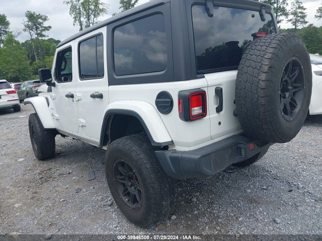 1C4HJXEGXKW528370 Jeep Wrangler Unlimited Sahara 4x4