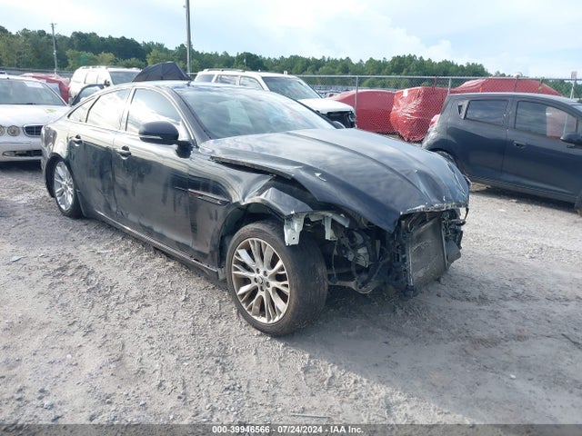 2013 JAGUAR XJ SAJWA1C77D8V57941 Photo 0