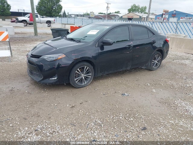 Toyota COROLLA LE 2017 2T1BURHE1HC773577 Image 2