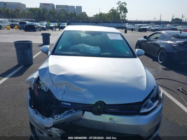 WVWKP7AU4GW916556 Volkswagen E-golf Se