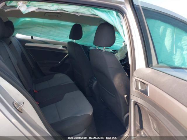 WVWKP7AU4GW916556 Volkswagen E-golf Se